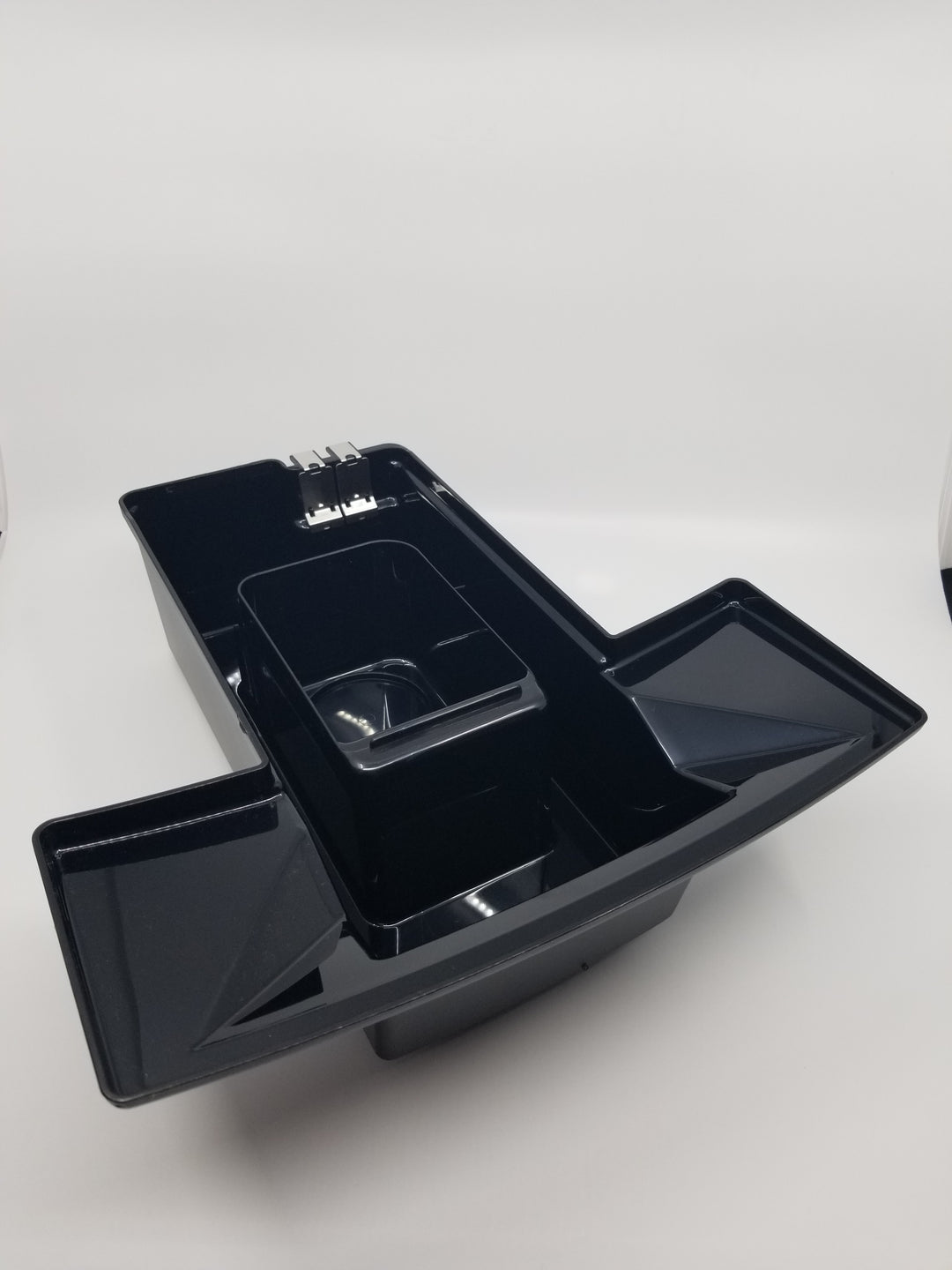 GIGA X8c - Drain Pan