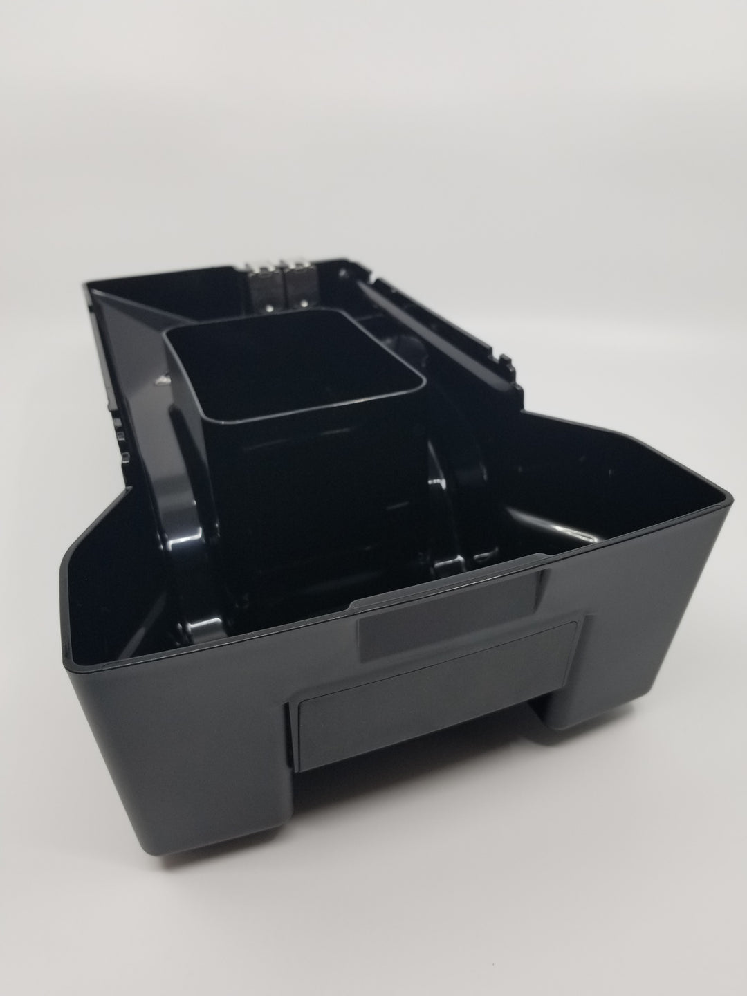 GIGA X8c New - Drain Pan CPL.
